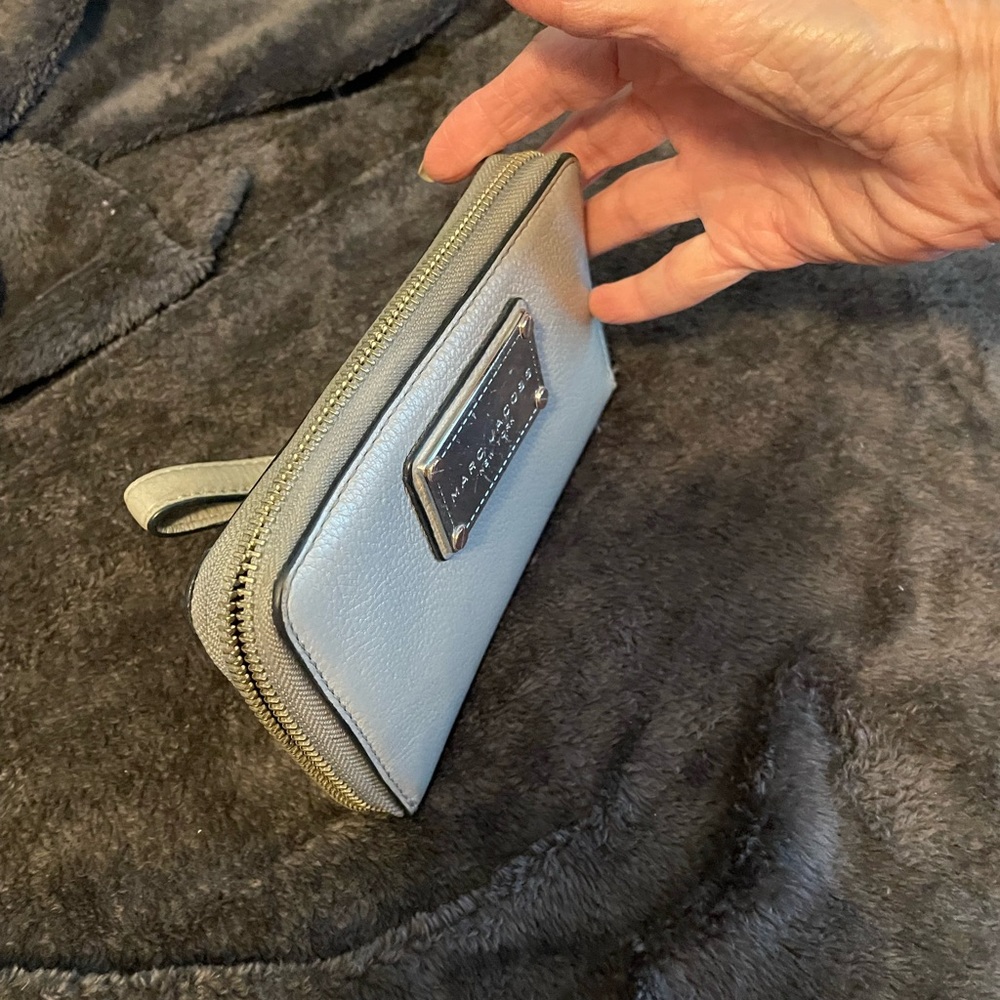 Marc Jacobs Light Gray Wristlet or wallet with inside card and money holders.